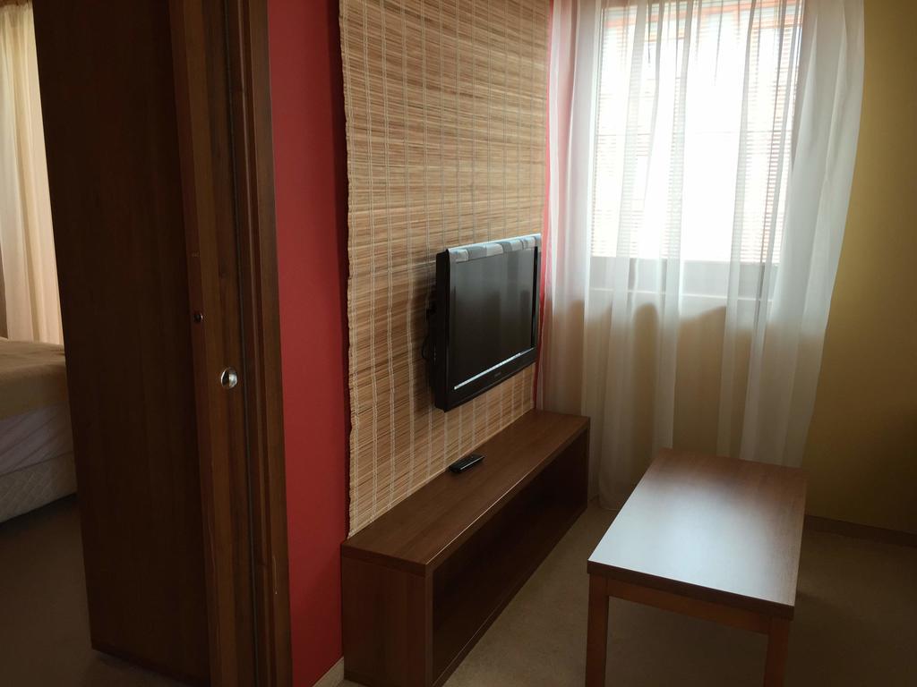 Apartman Fiona Vel'ka Lomnica Buitenkant foto
