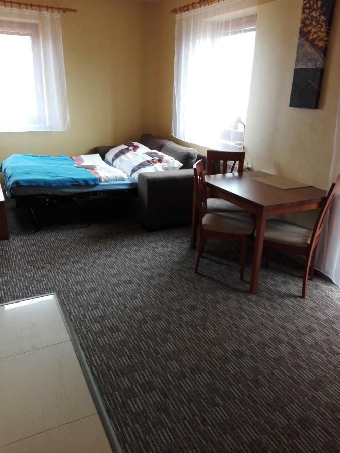 Apartman Fiona Vel'ka Lomnica Buitenkant foto